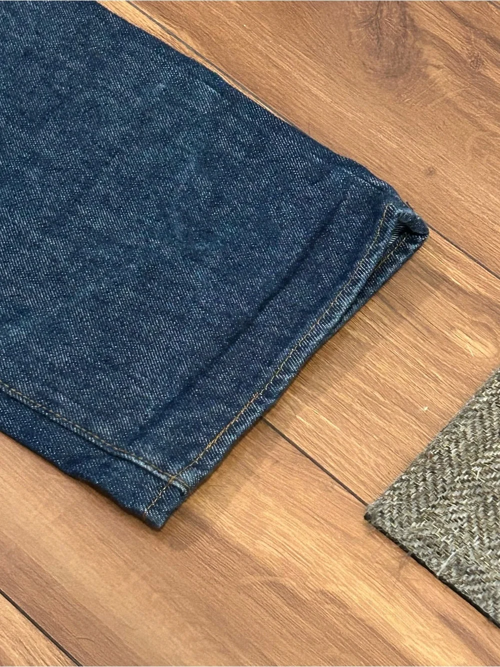Levi Men’s 501 Regular Fit Straight Blue Dark Wash Jeans 36x36 Buttons Cotton